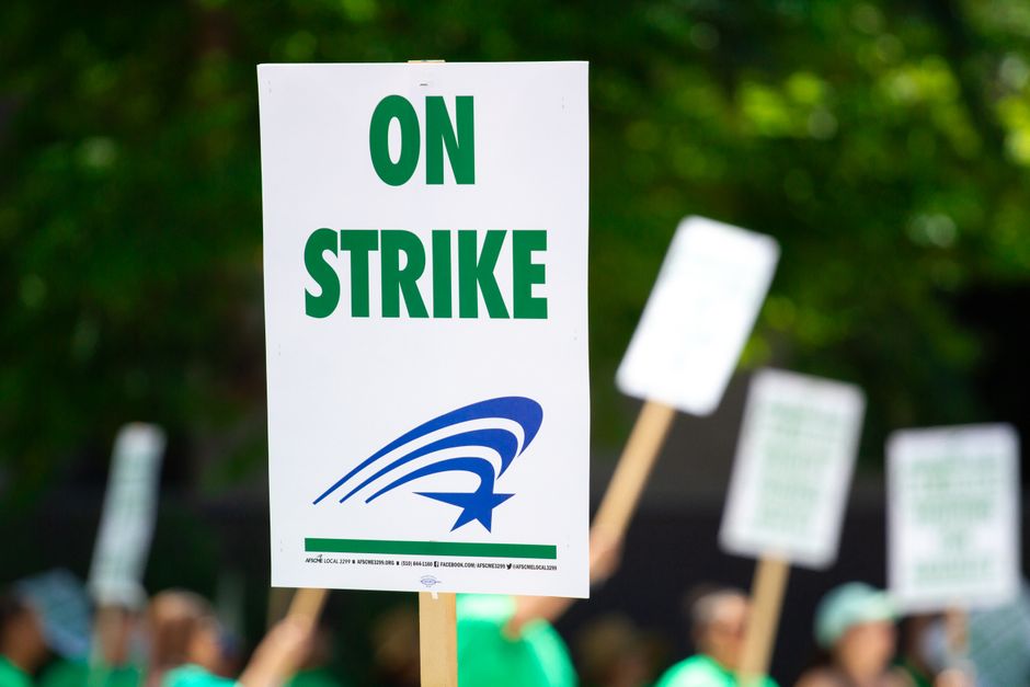 Kings County Nurses Rally for Suspended Union Colleague